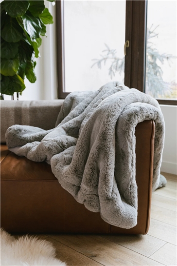 Cuddle Throw